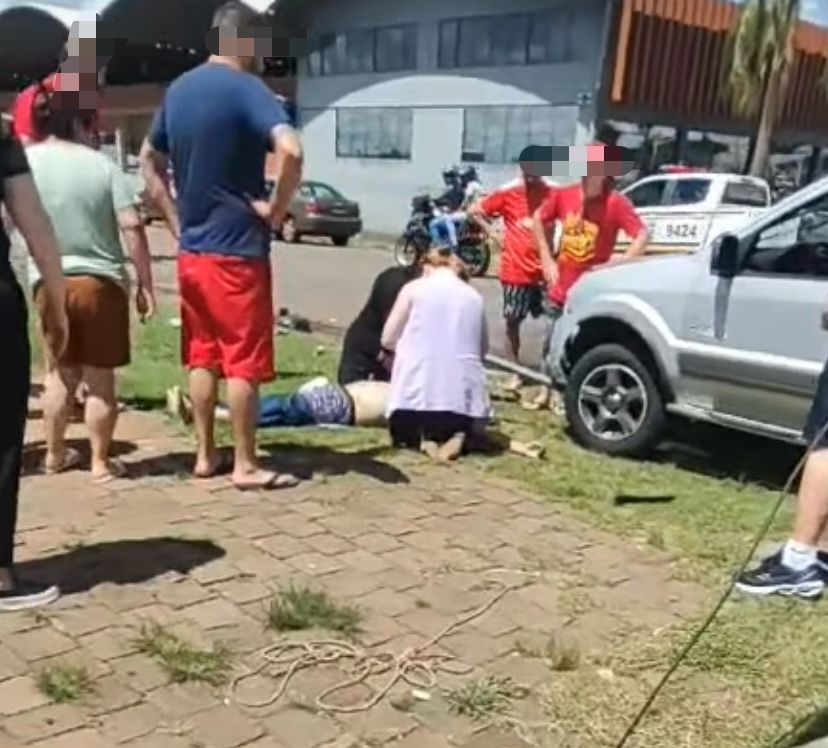 Motorista é preso por embriaguez após acidente com morte em Passo Fundo, no bairro São Cristóvão. O veículo estava em alta velocidade.