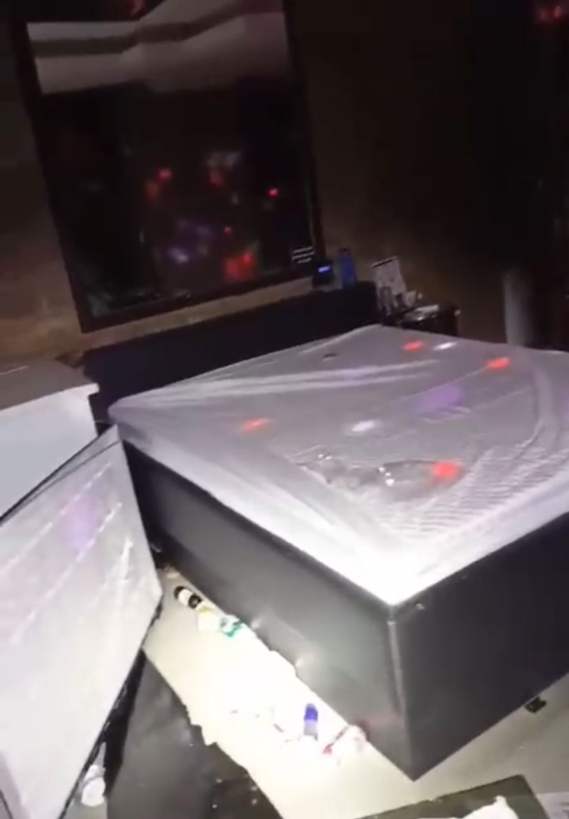 Homem surta e depois morre em motel de Carazinho. Um homem morreu depois de um surto na noite do último sábado (20), em um motel.