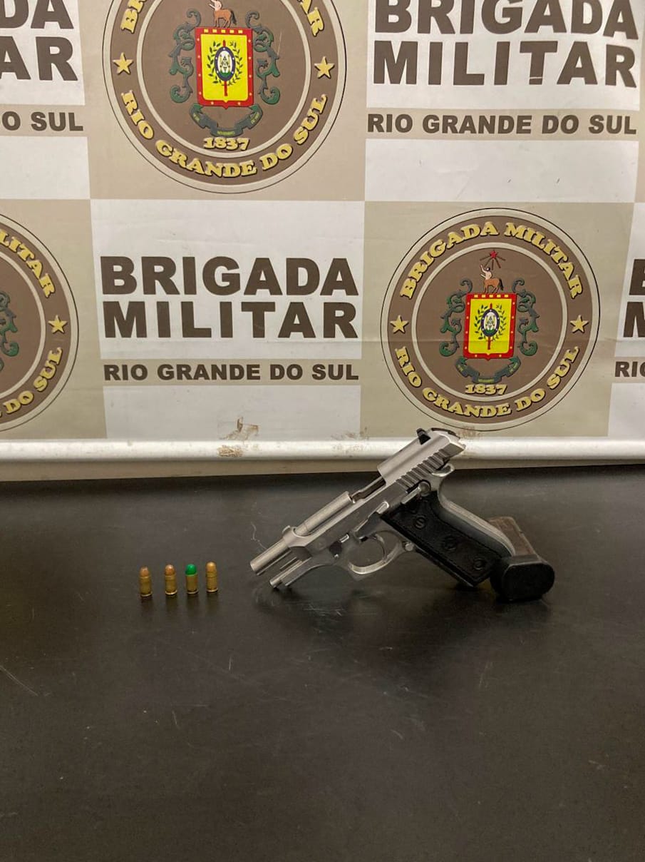 Homem é preso por porte ilegal de arma de fogo. Brigada Militar de Ernestina efetua prisão por Porte Ilegal de Arma de Fogo.