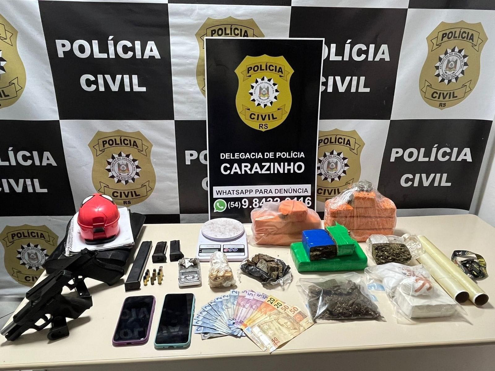 Polícia Civil prende homem por tráfico e posse de arma de fogo, em Carazinho. Na tarde desta sexta-feira (26)