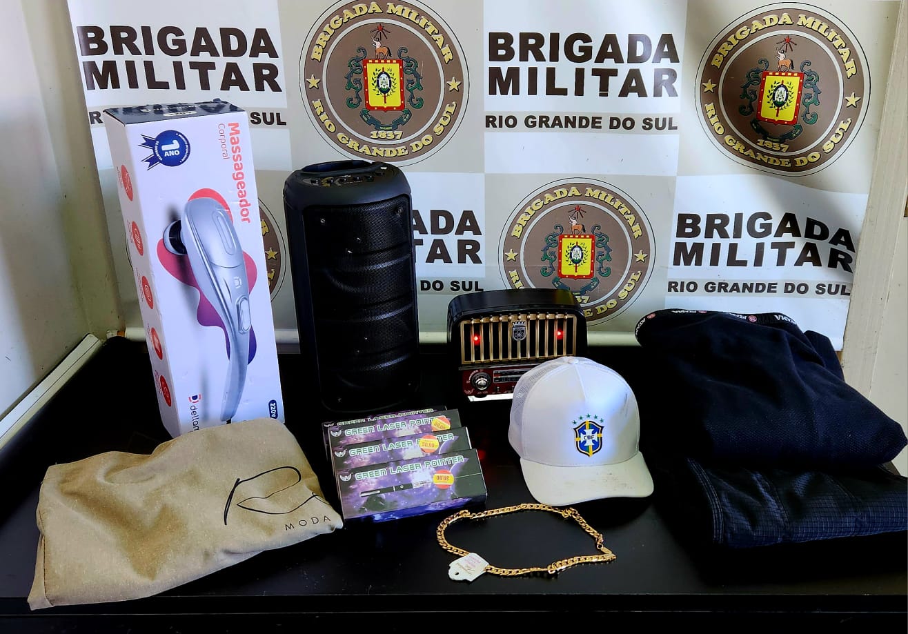 Brigada Militar prende homem por furto em estabelecimento comercial com mandado de prisão em Passo Fundo. O menor levado ao Conselho tutelar