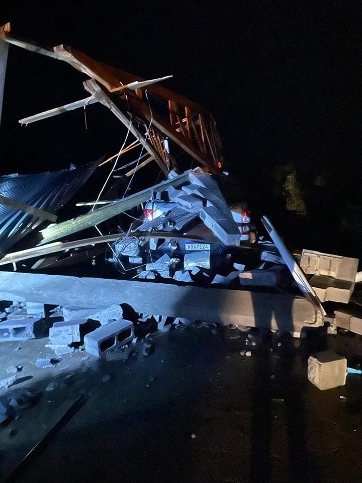 Possível tornado deixa destruição nos Campos de Cima da Serra. No sábado, 27/04, um temporal causou estragos em Monte Alegre dos Campos, RS.