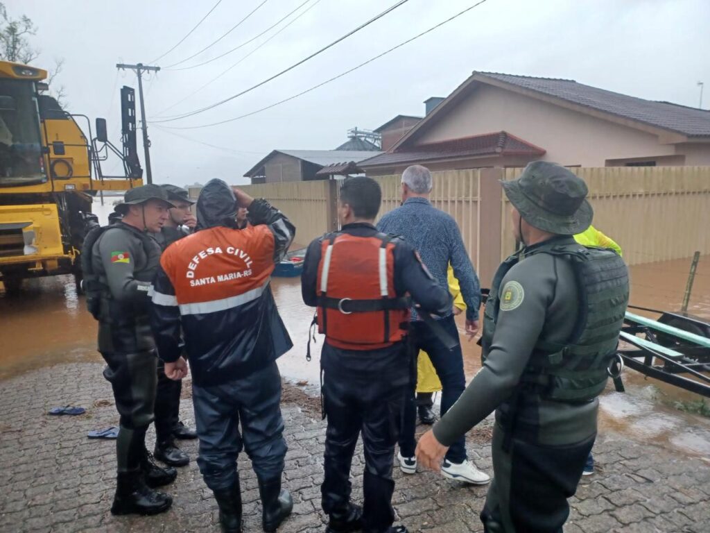 Devido às fortes chuvas, estado contabiliza 108 mortos e estragos em diversas cidades do Rio Grande do Sul.