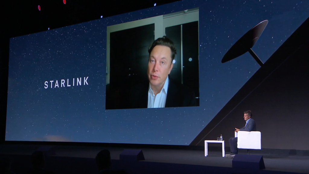 Elon Musk, CEO da SpaceX e proprietário da Starlink, anunciou que doará mil terminais de internet via satélite.