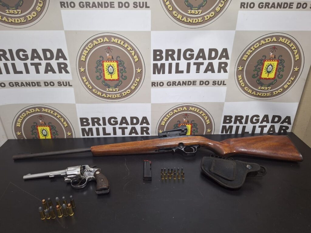 Brigada Militar através do 3° RPMon prende homem por tentativa de feminicídio e posse de arma de fogo, no Bom Recreio