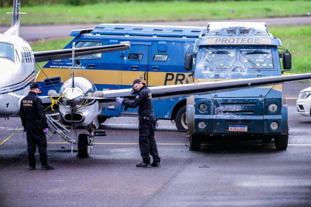 Polícia Federal inicia investigação, para saber o paradeiro dos bandidos que roubaram trinta milhões de reais, no aeroporto de Caxias do Sul