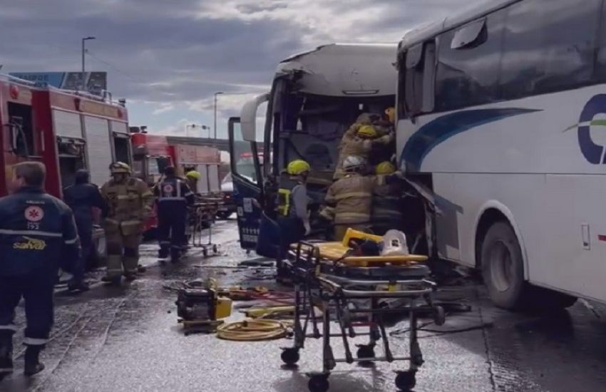 Na manhã desta terça-feira, dia 16 de julho, ocorreu um grave acidente de trânsito, pelo menos 9 pessoas ficam feridas, no km 94 da BR-290