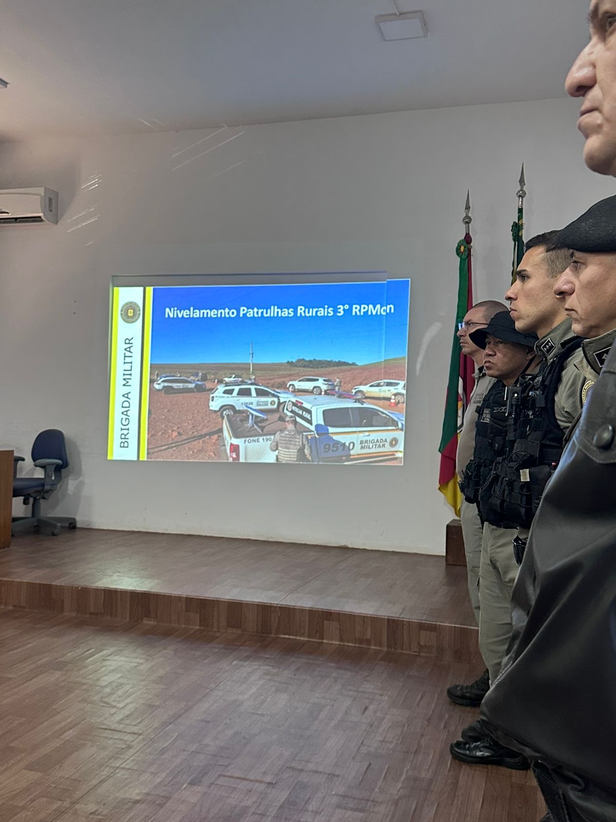 Brigada Militar realiza 1ª Instrução de Nivelamento das Patrulhas Rurais do 3°RPMon em Passo Fundo. Comunicação social 3°RPMon