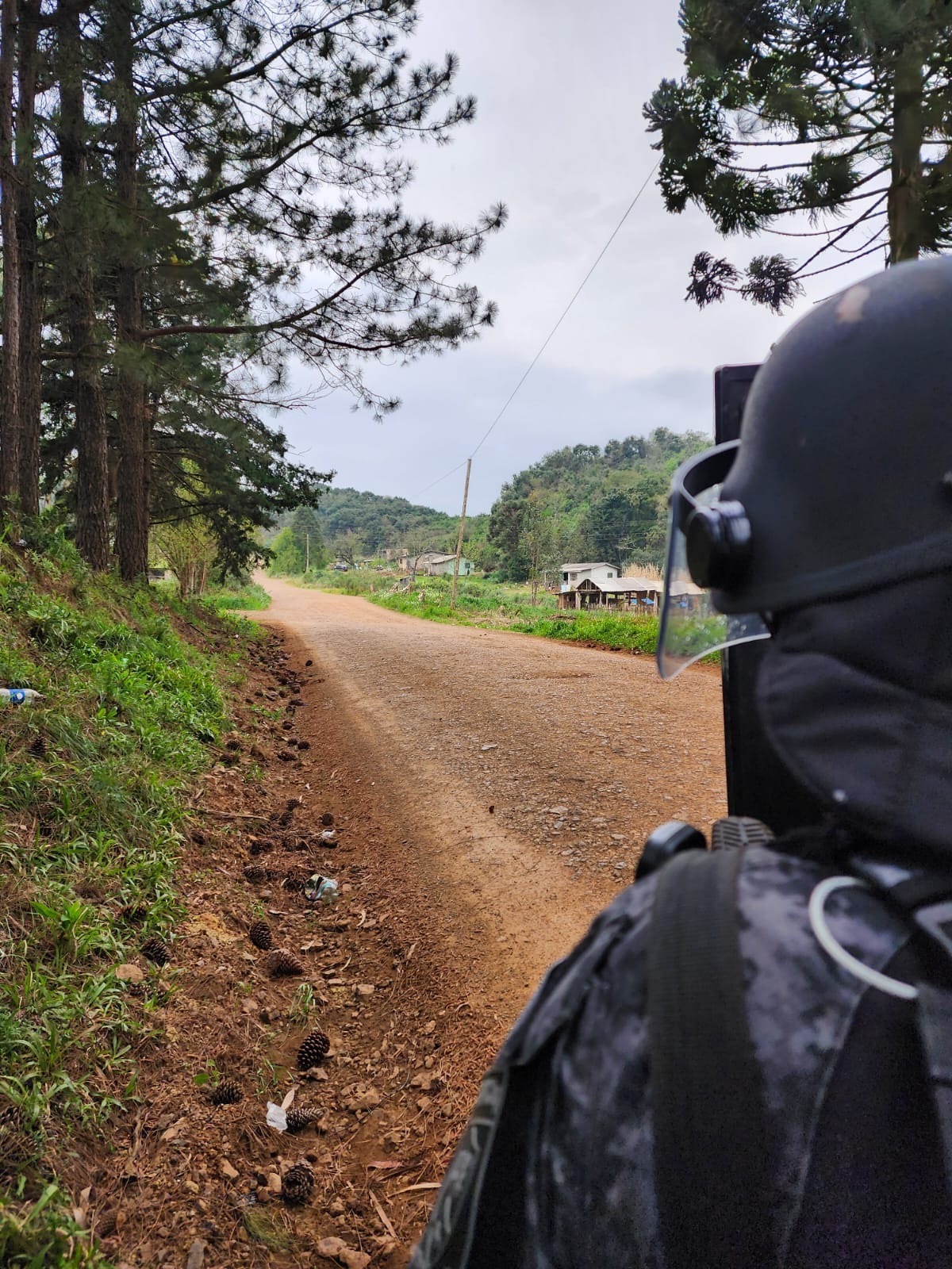 Confronto entre grupos rivais deixa indígenas feridos na Terra Indígena do Carreteiro, em Água Santa. 3ºBPChq esteve presente 