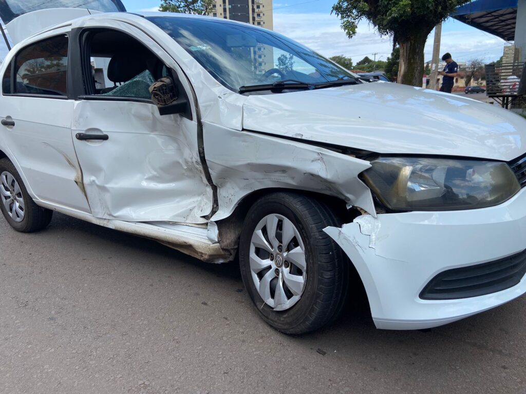 Na tarde desta sexta-feira (15), uma invasão de preferencial resultou em acidente, no bairro Vera Cruz, em Passo Fundo