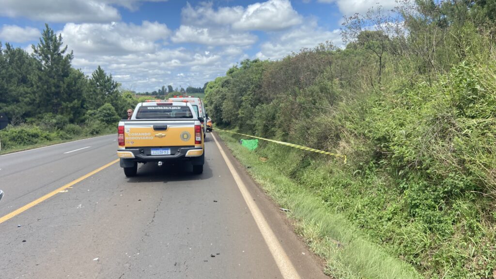 Grave acidente deixa duas pessoas mortas entre Passo Fundo e Coxilha