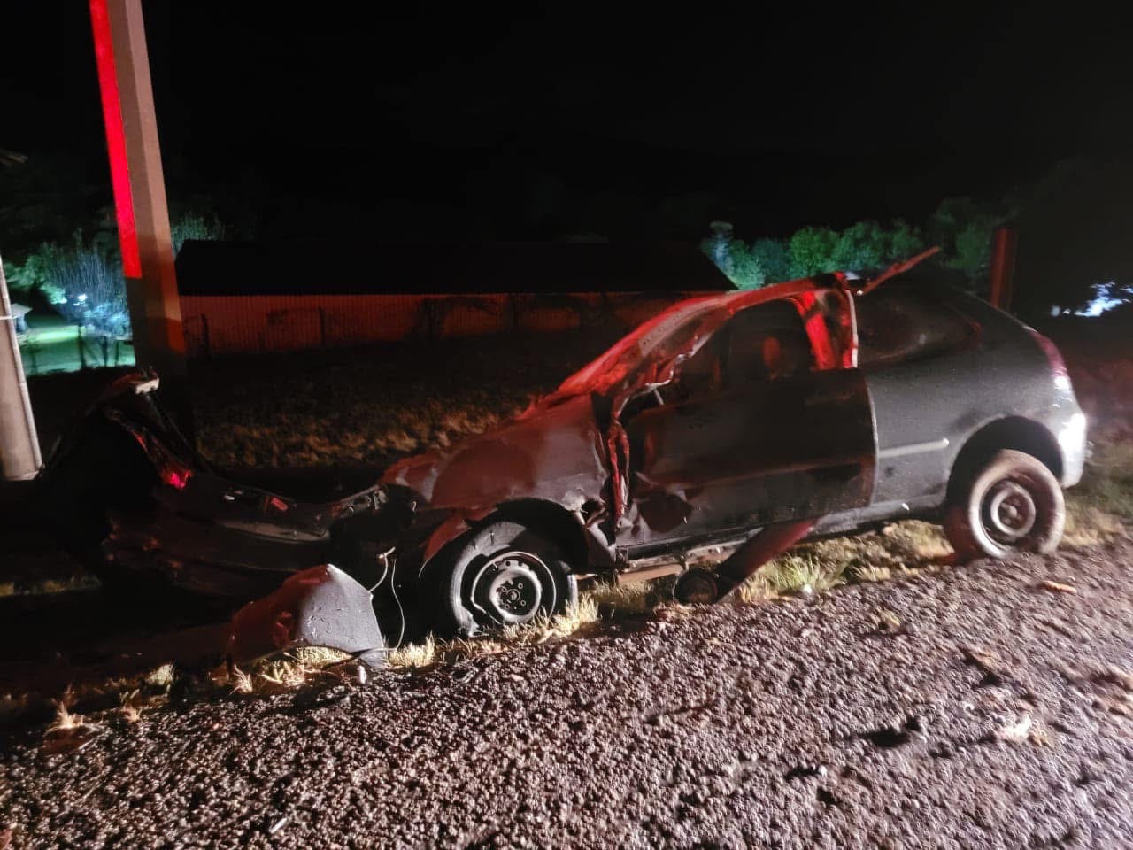 Um acidente de trânsito ocorreu na noite deste domingo, 19 de janeiro, no km 240 da BR-386, em Soledade, deixando uma mulher ferida