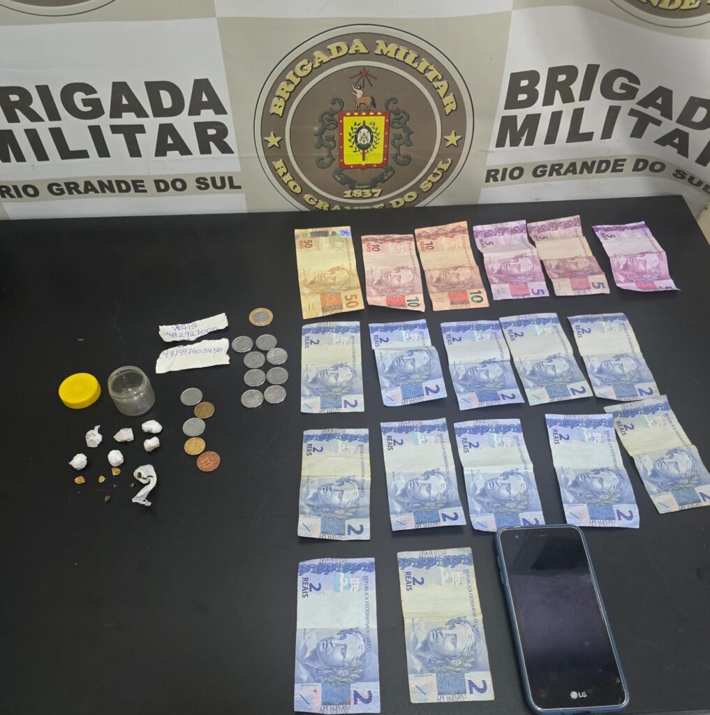 Homem é preso por tráfico de drogas durante ação da Brigada Militar em Passo Fundo