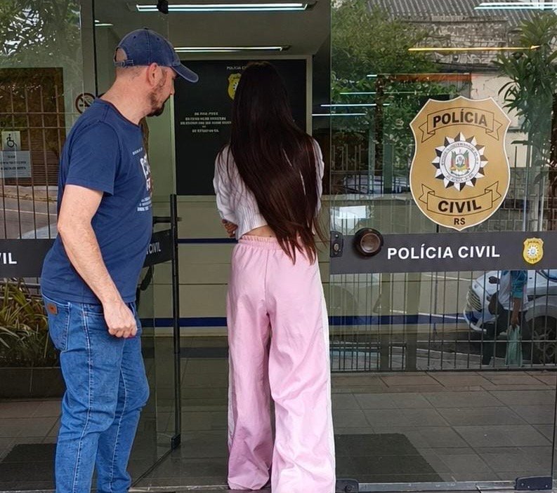 Mulher é presa em Passo Fundo por investigação de extorsão em Marau