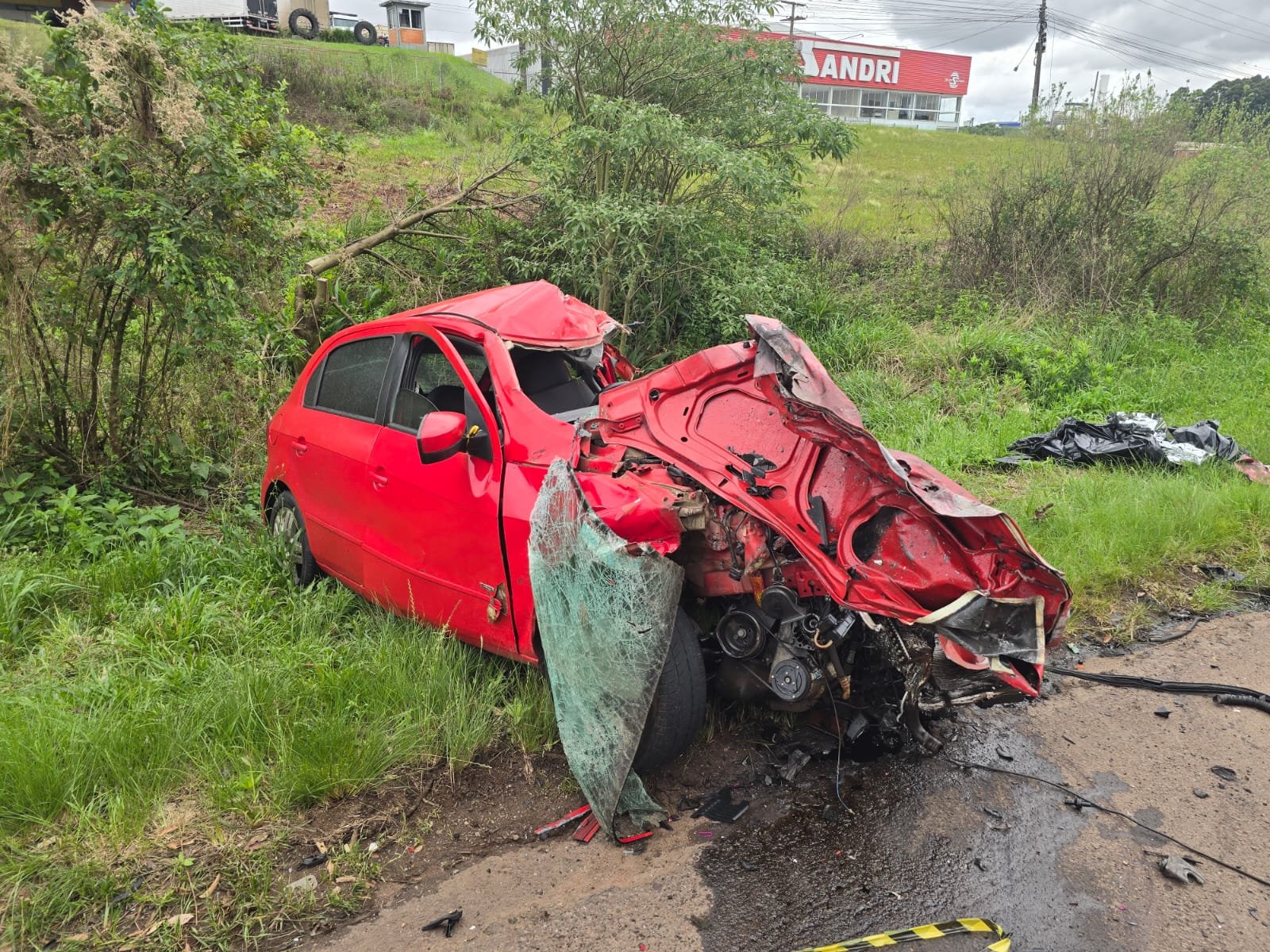 Carazinho, BR-285, acidente de trânsito, colisão frontal, Polícia Rodoviária Federal, Cleberton Pena Bugs, Gilmar Pedroso Paz