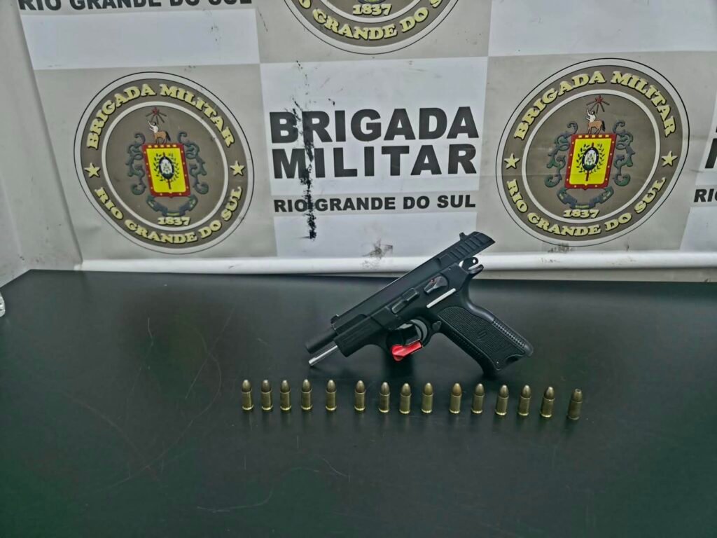 Homem é preso com pistola 9 mm e 15 munições no bairro Operária, em Passo Fundo